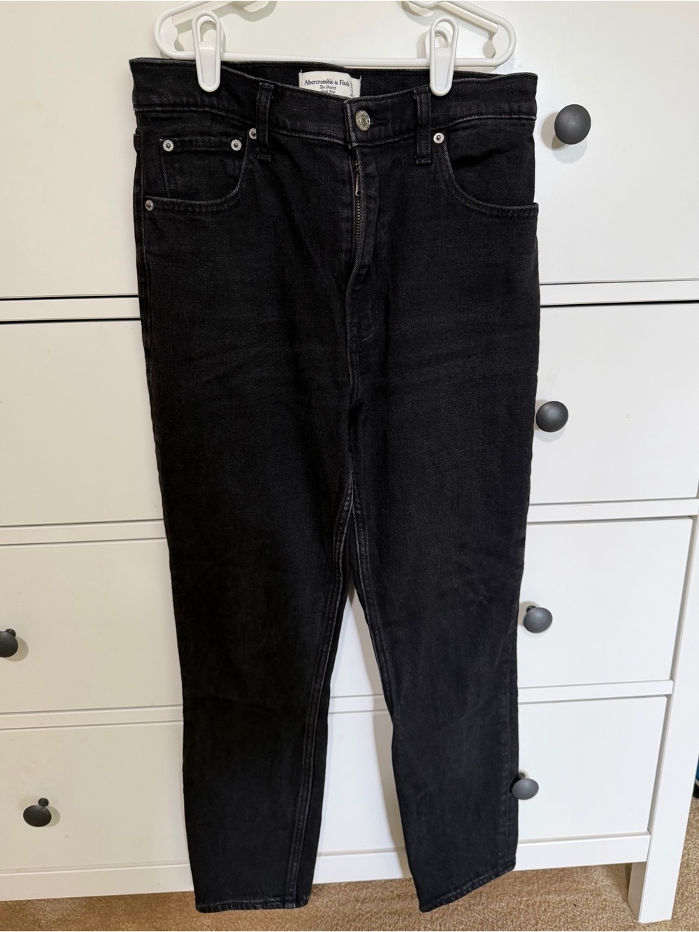 Abercrombie & Fitch “The Skinny High Rise” Womens jeans, size 27/4S